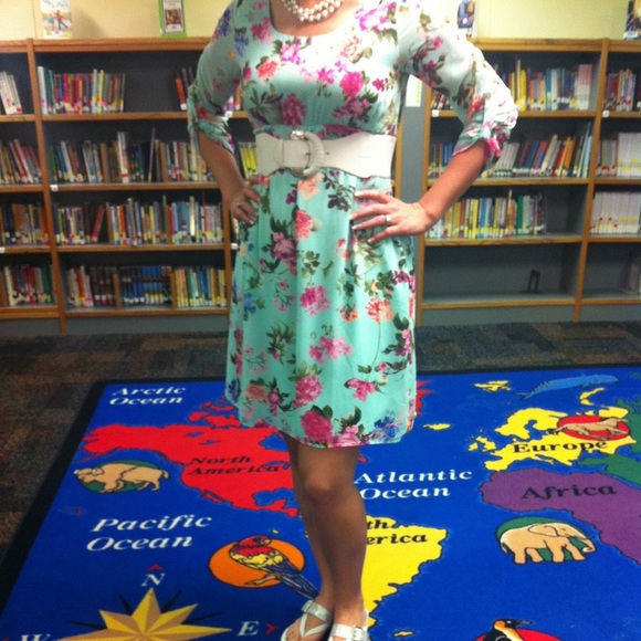 Pinkblush Maternity Mint Floral Dress - Picture 2 of 4